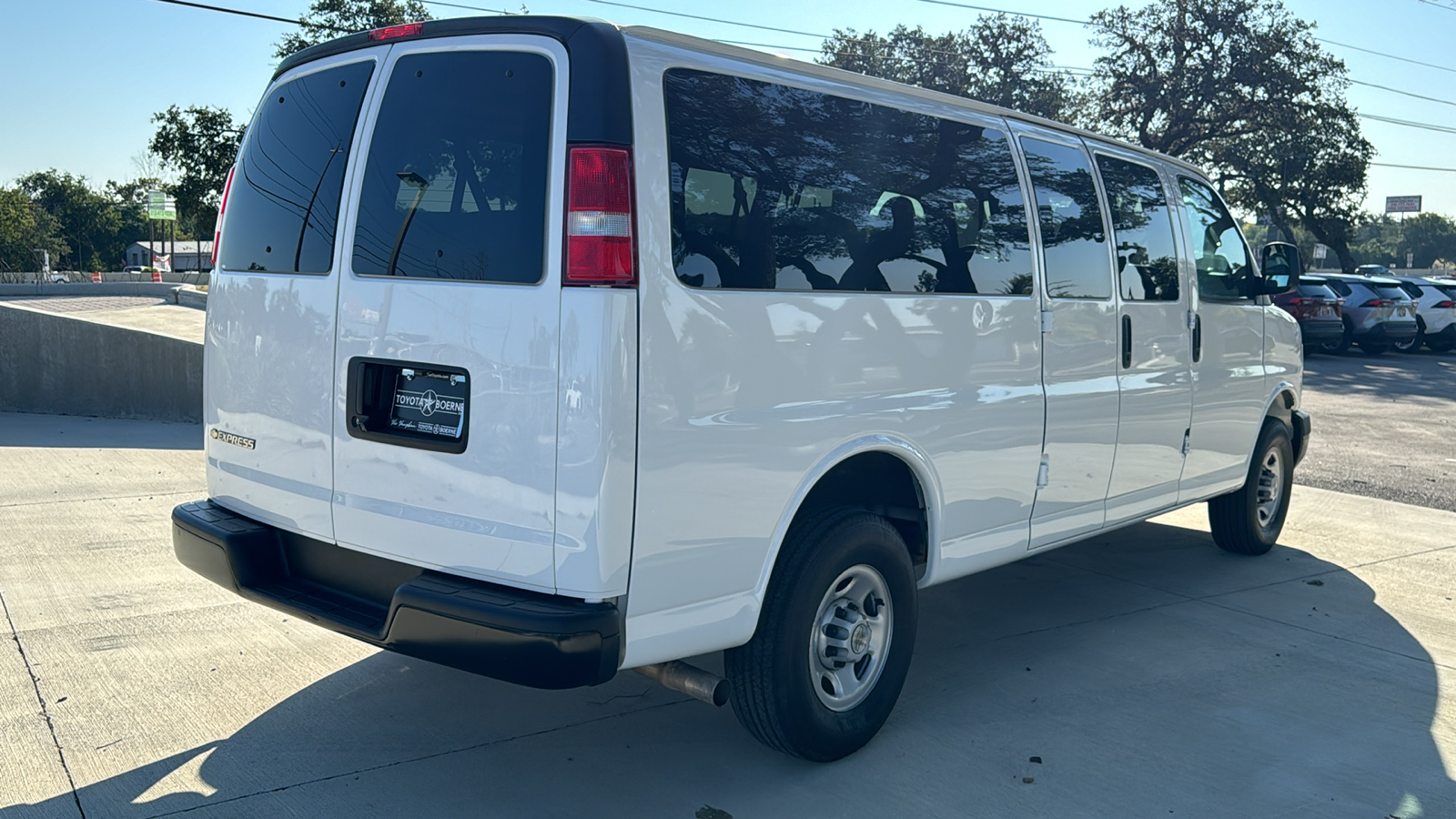 2023 Chevrolet Express 3500 LS 7