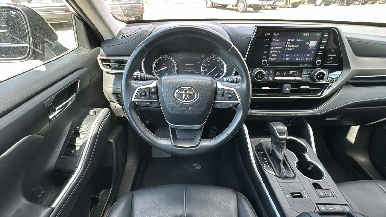 2022 Toyota Highlander XLE 21