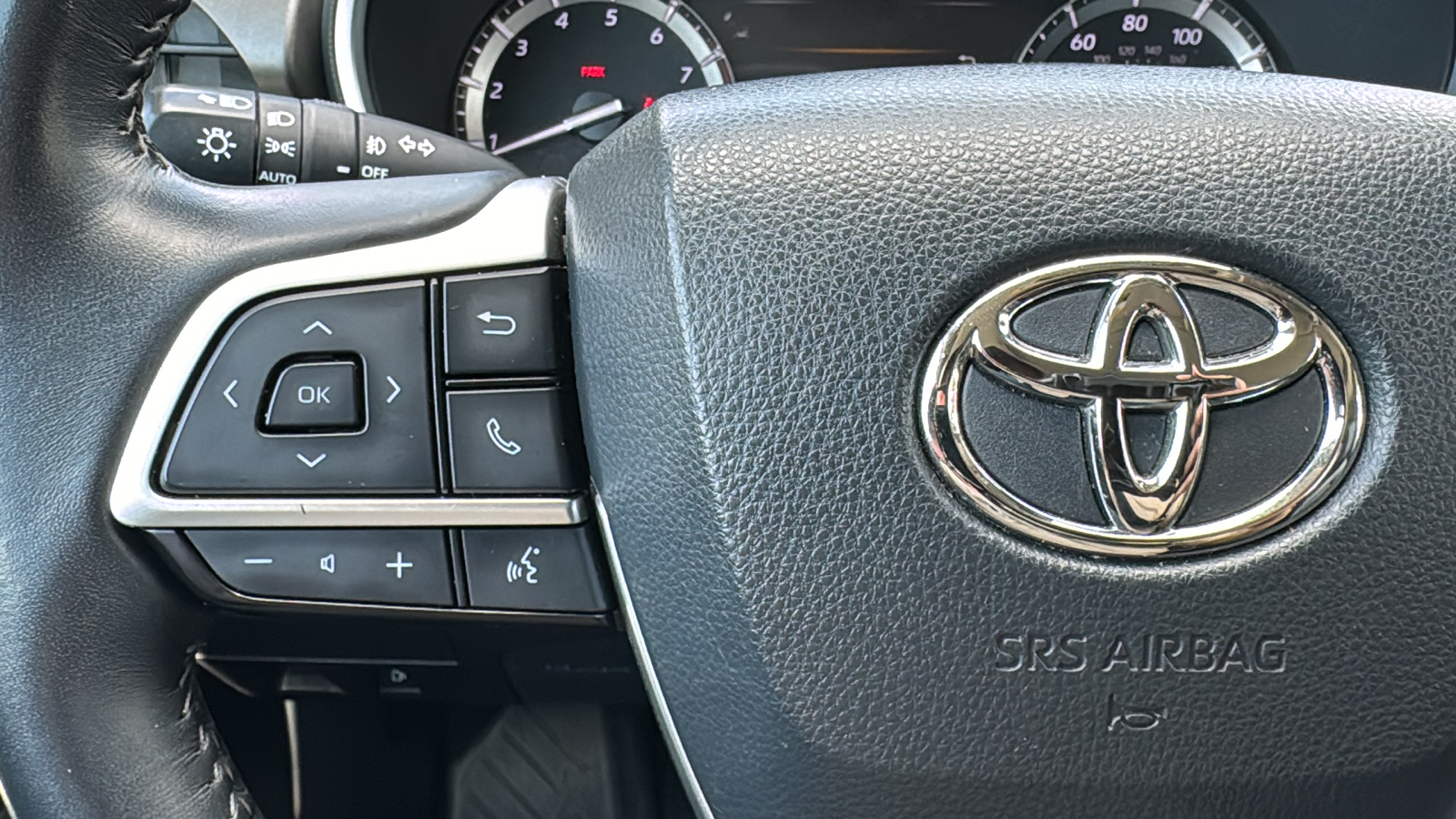 2022 Toyota Highlander XLE 22