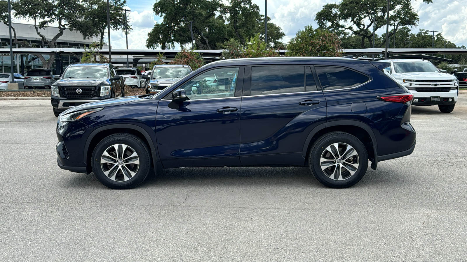 2021 Toyota Highlander XLE 4