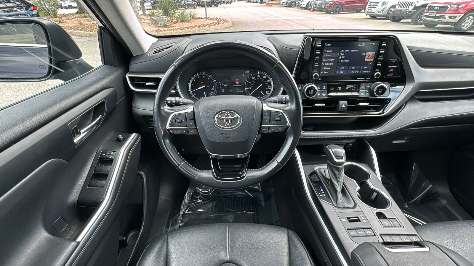 2021 Toyota Highlander XLE 21