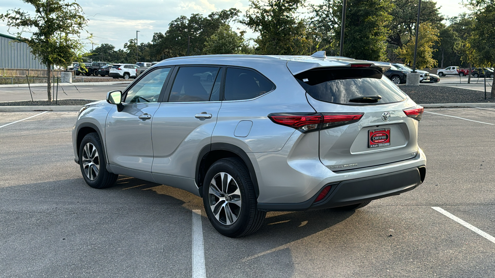 2023 Toyota Highlander XLE 5