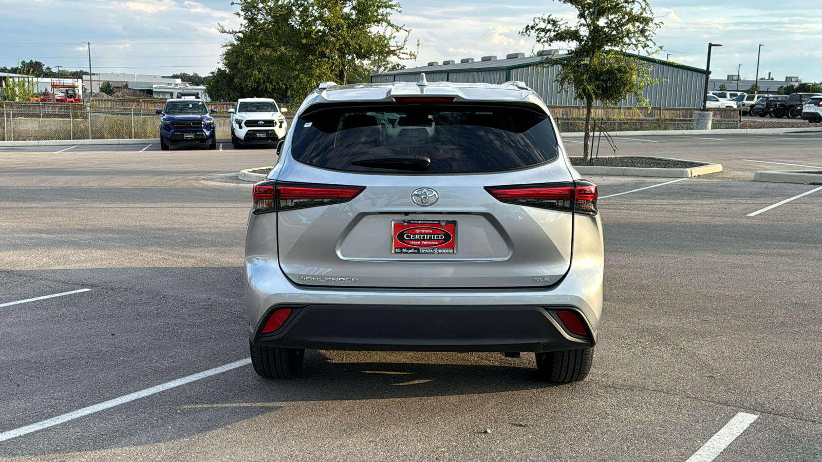 2023 Toyota Highlander XLE 6