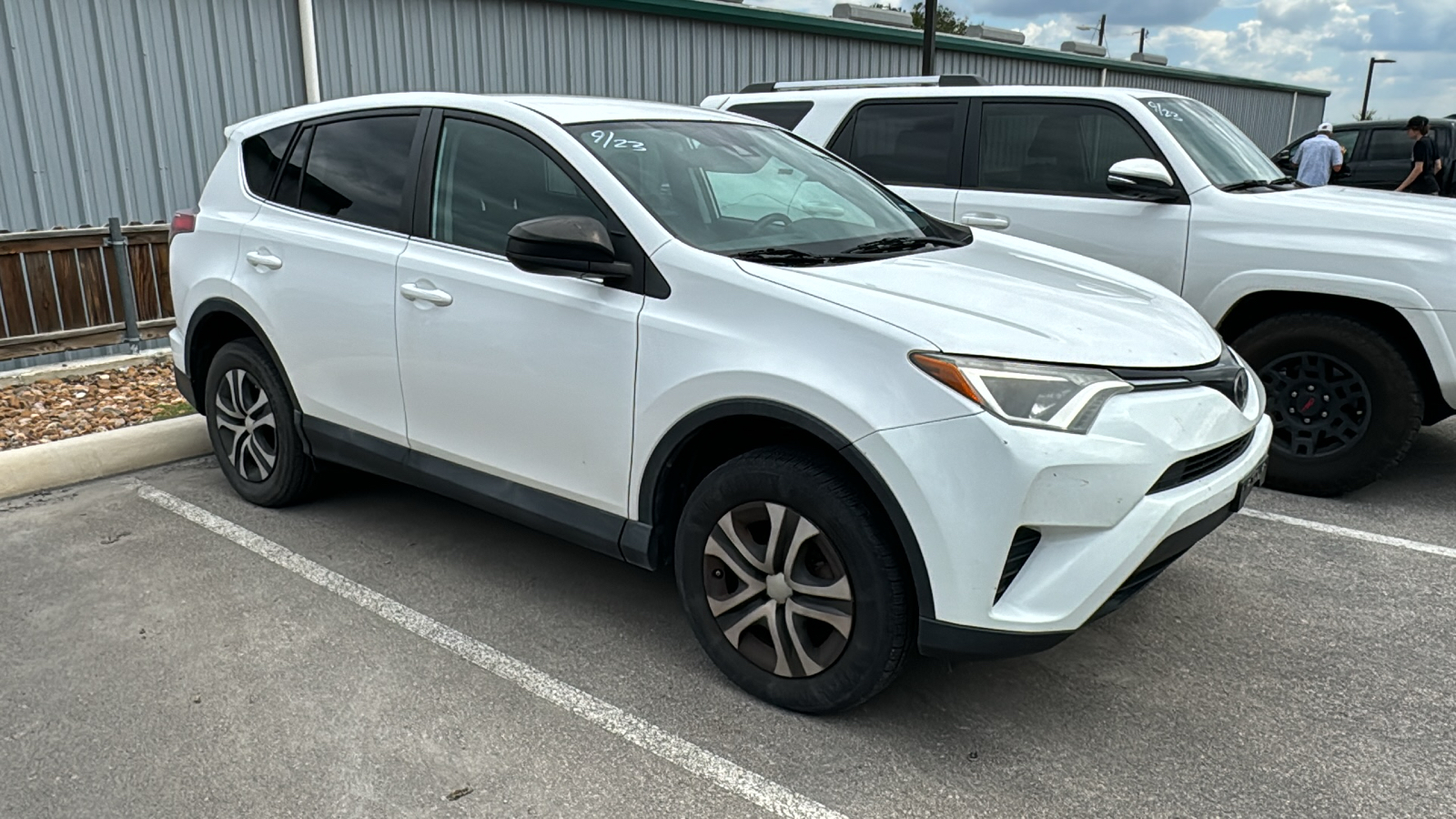 2018 Toyota RAV4 LE 11