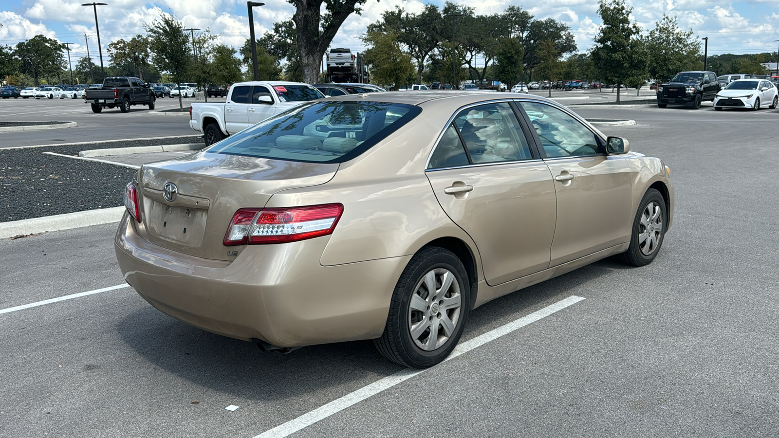 2010 Toyota Camry LE 5