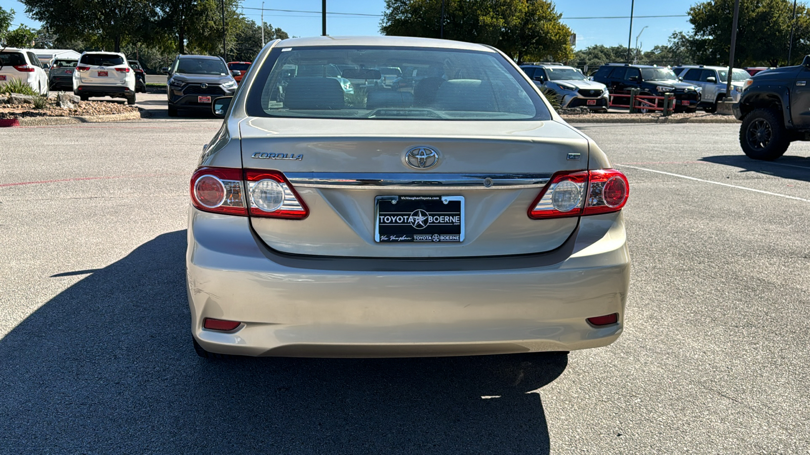 2012 Toyota Corolla LE 6