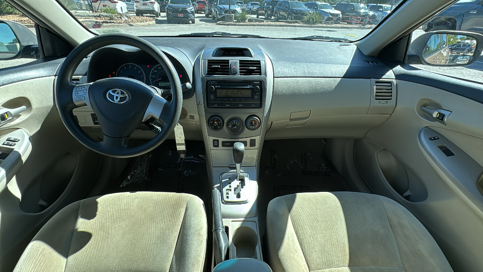 2012 Toyota Corolla LE 26