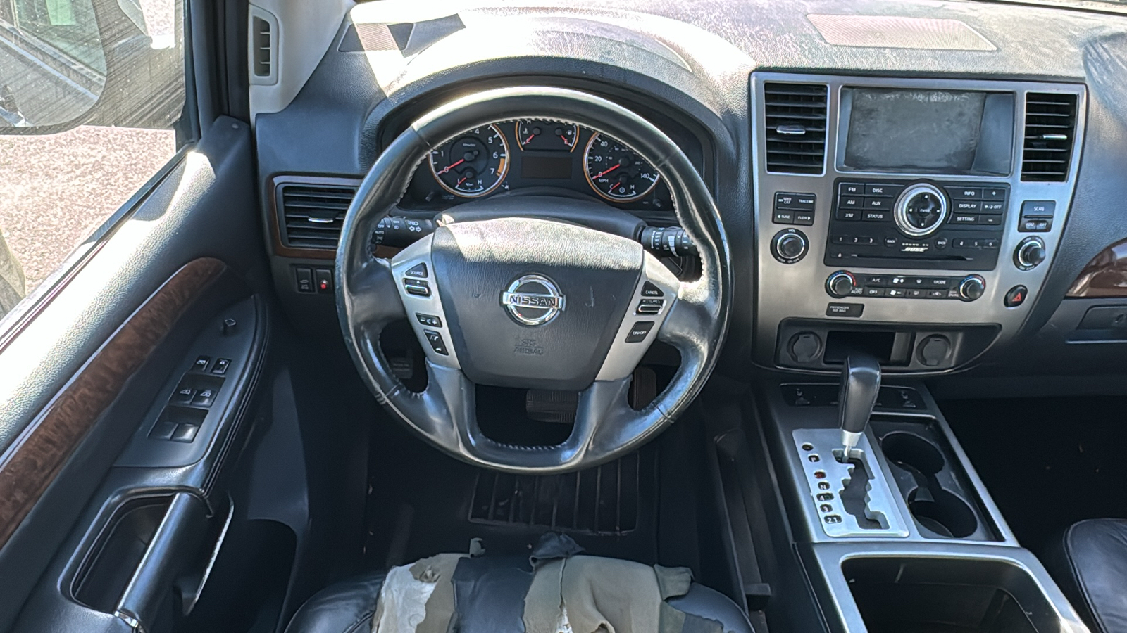 2014 Nissan Armada SL 10