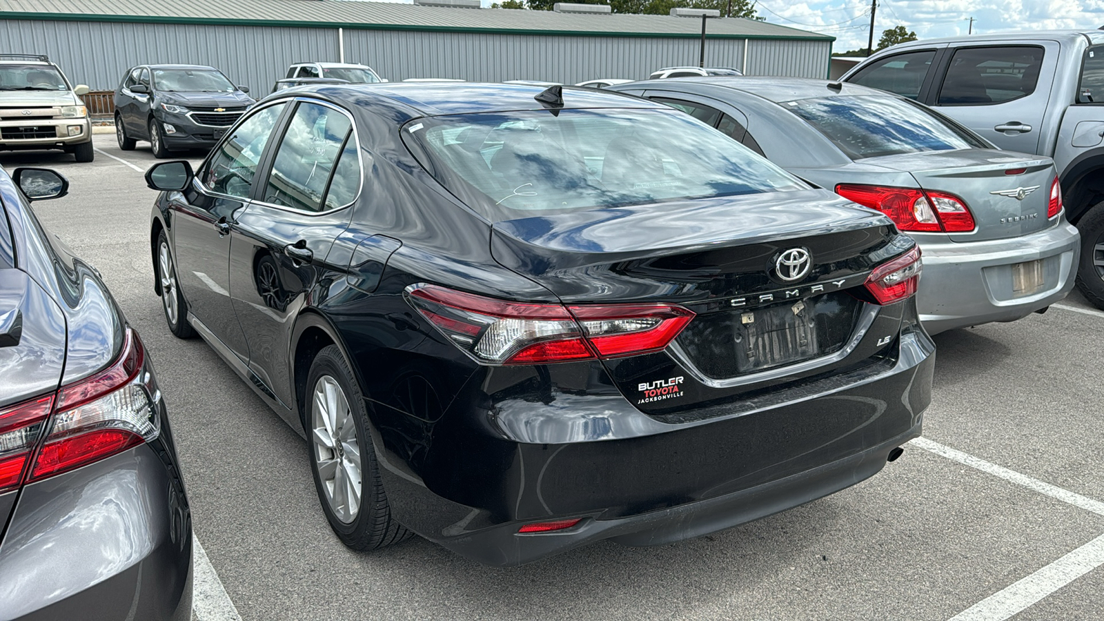 2023 Toyota Camry LE 4