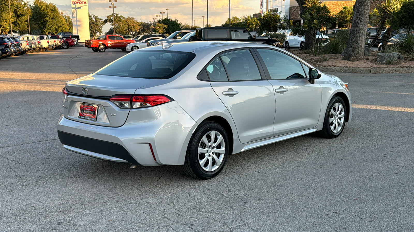 2022 Toyota Corolla LE 7