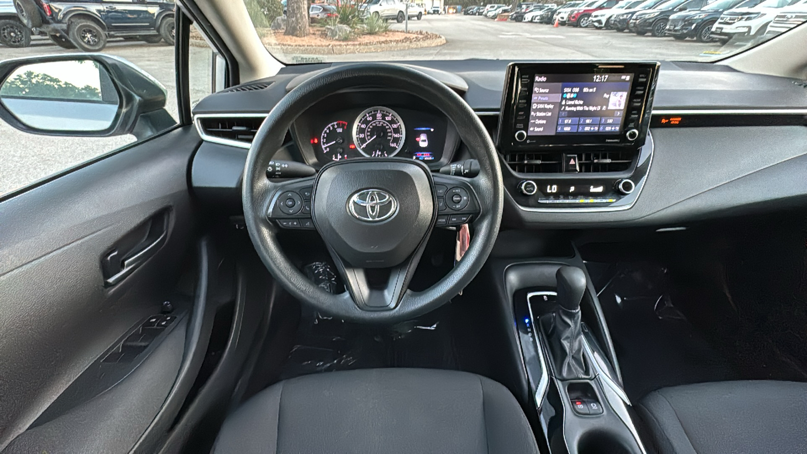 2022 Toyota Corolla LE 18