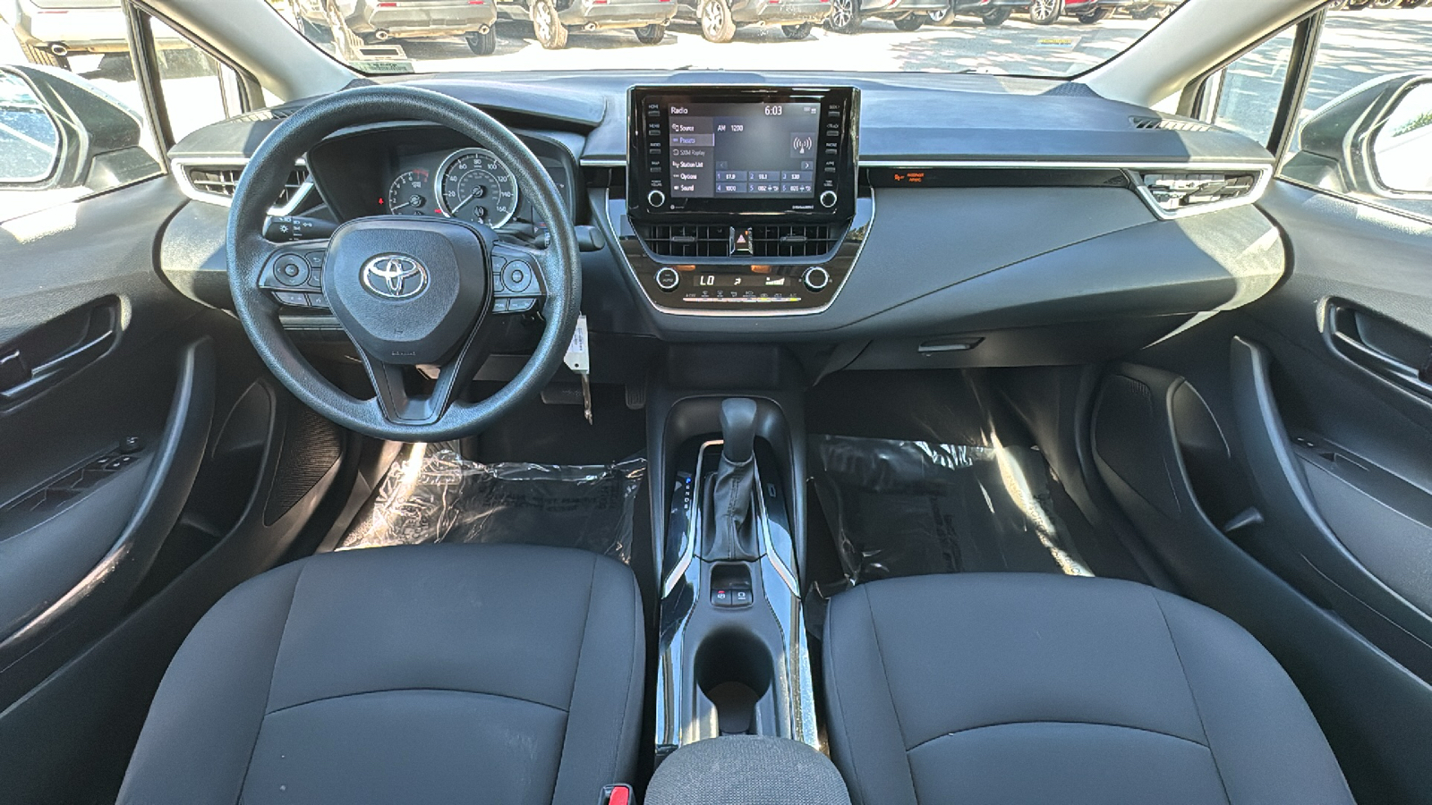 2022 Toyota Corolla LE 17