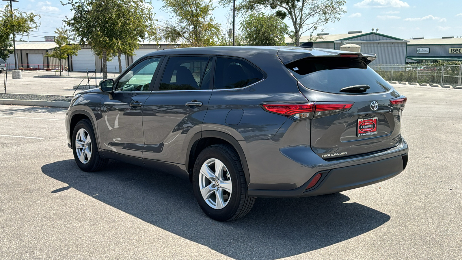 2023 Toyota Highlander LE 6