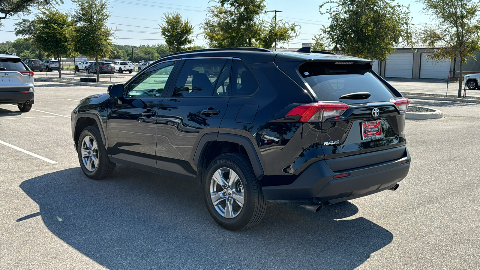 2023 Toyota RAV4 XLE 6