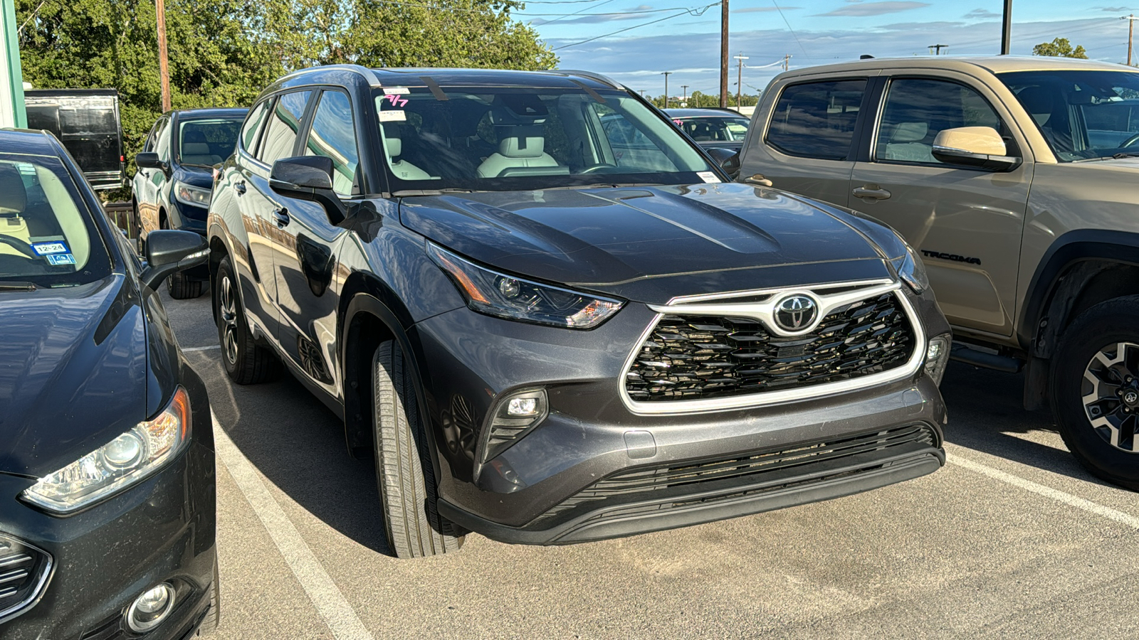 2023 Toyota Highlander XLE 11