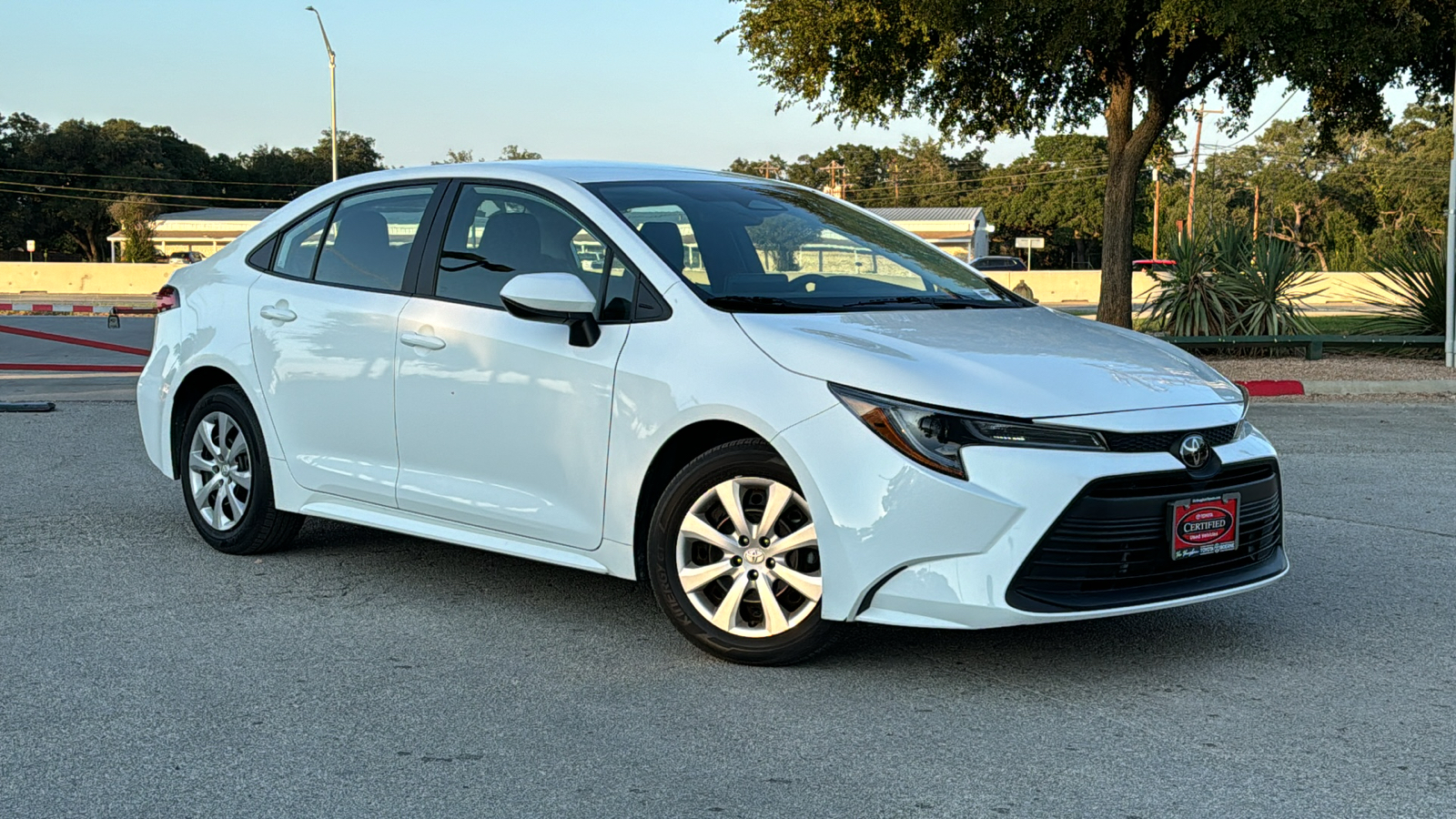 2024 Toyota Corolla LE 38