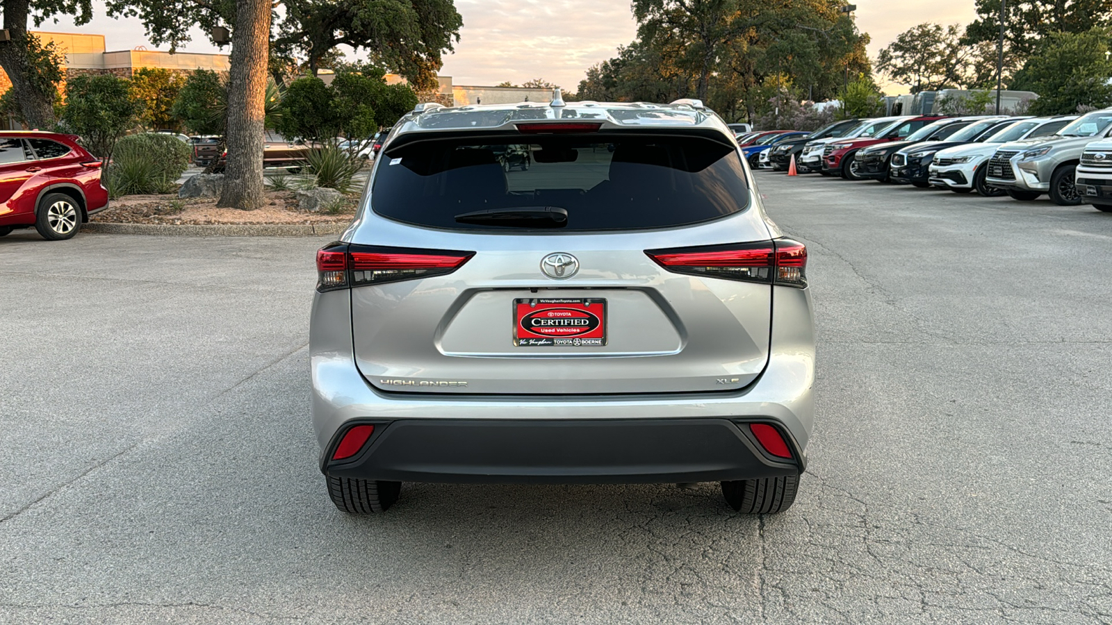 2023 Toyota Highlander XLE 6