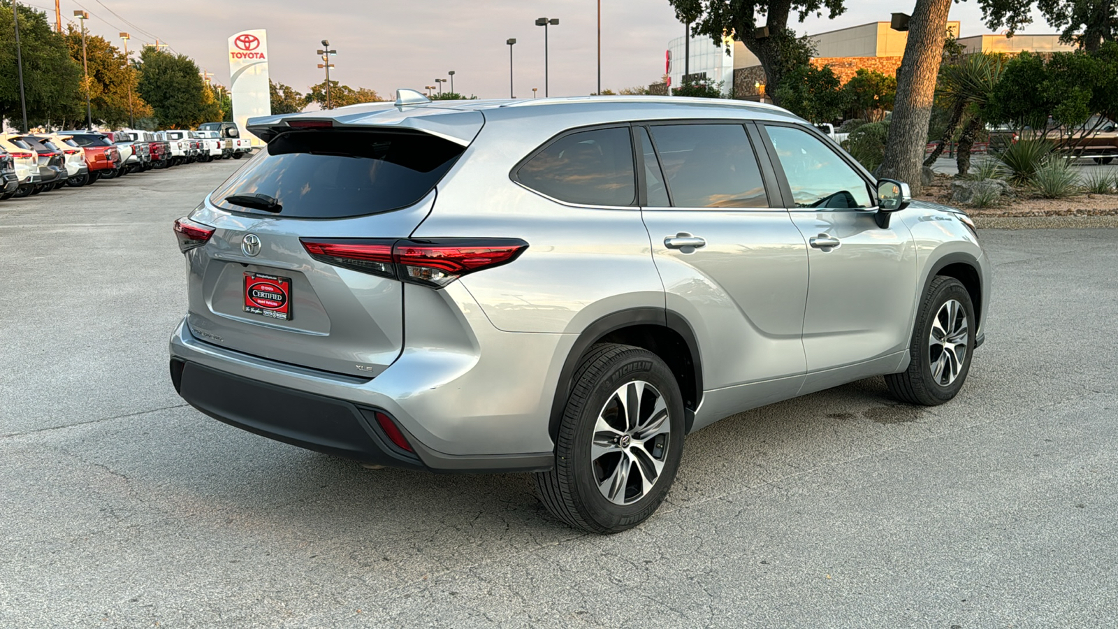 2023 Toyota Highlander XLE 7