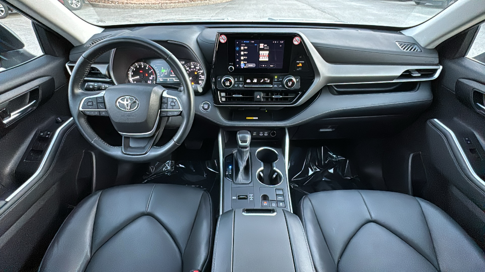 2023 Toyota Highlander XLE 20