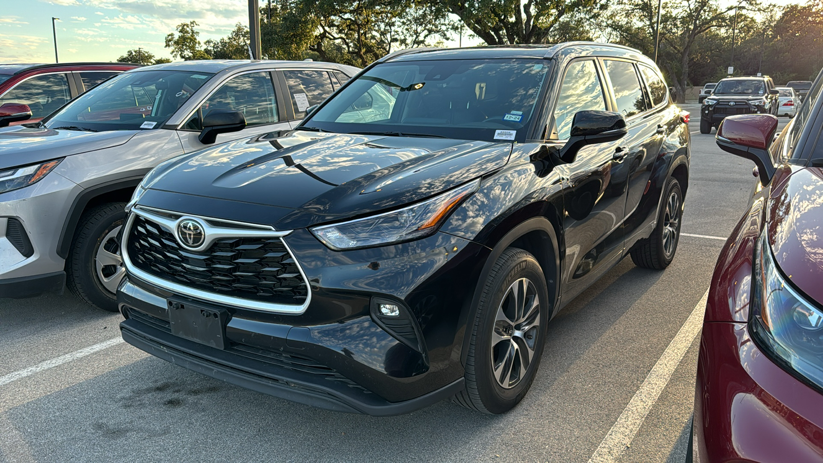 2023 Toyota Highlander XLE 3