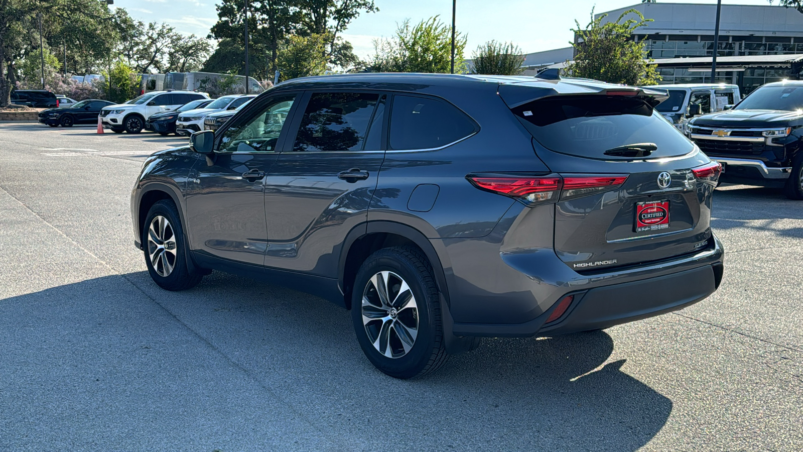 2023 Toyota Highlander XLE 5