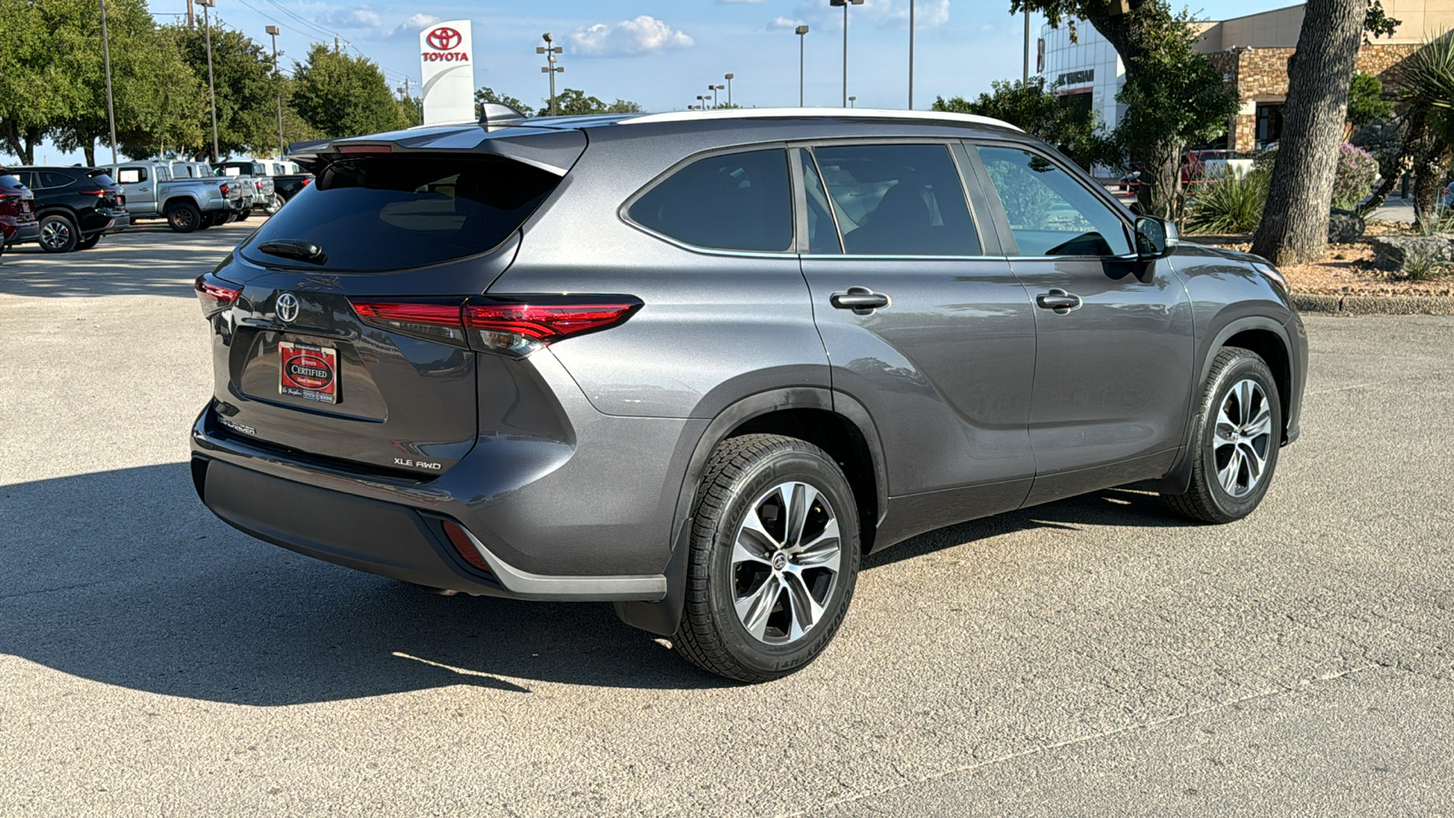 2023 Toyota Highlander XLE 7