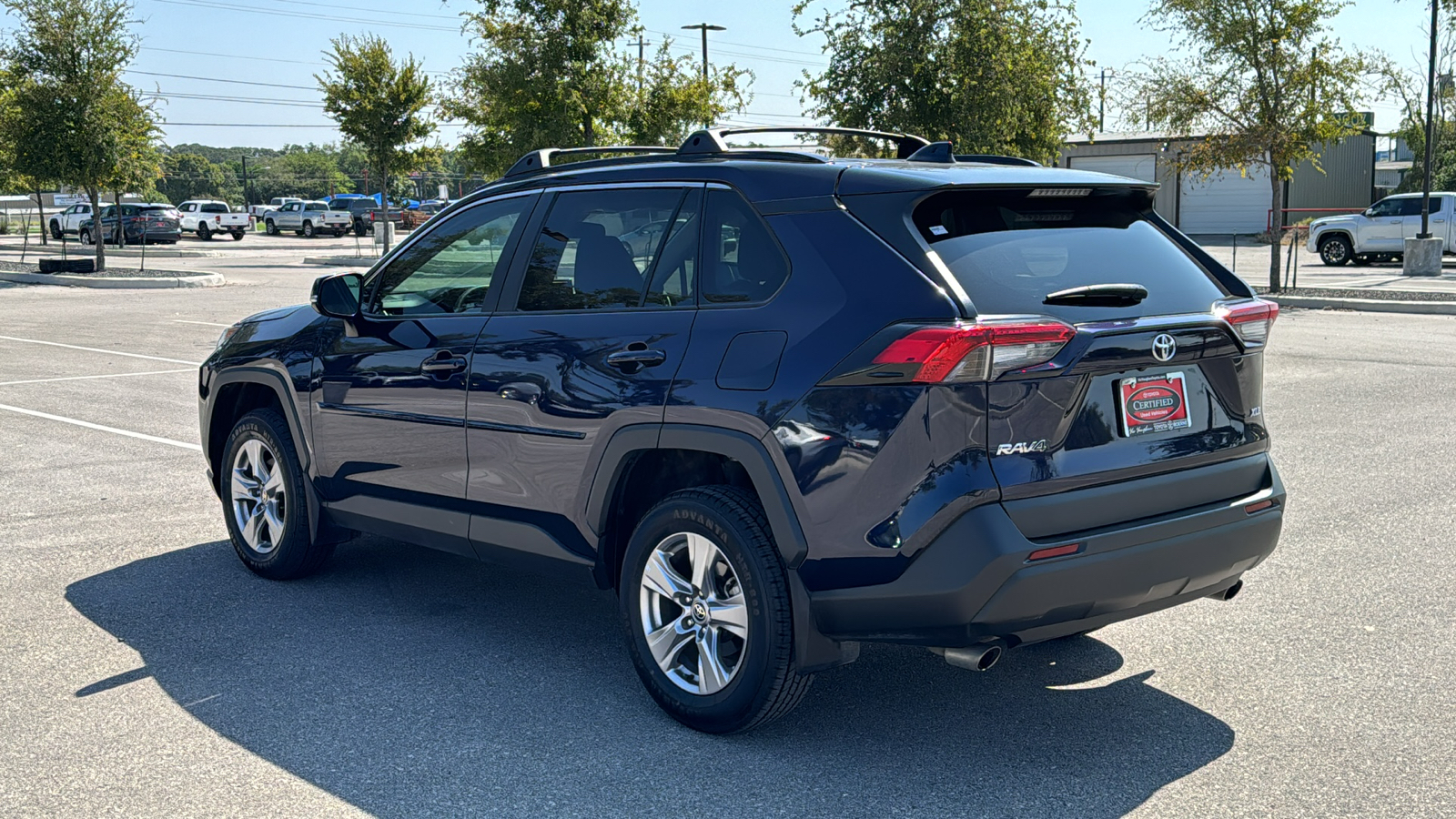 2022 Toyota RAV4 XLE 6