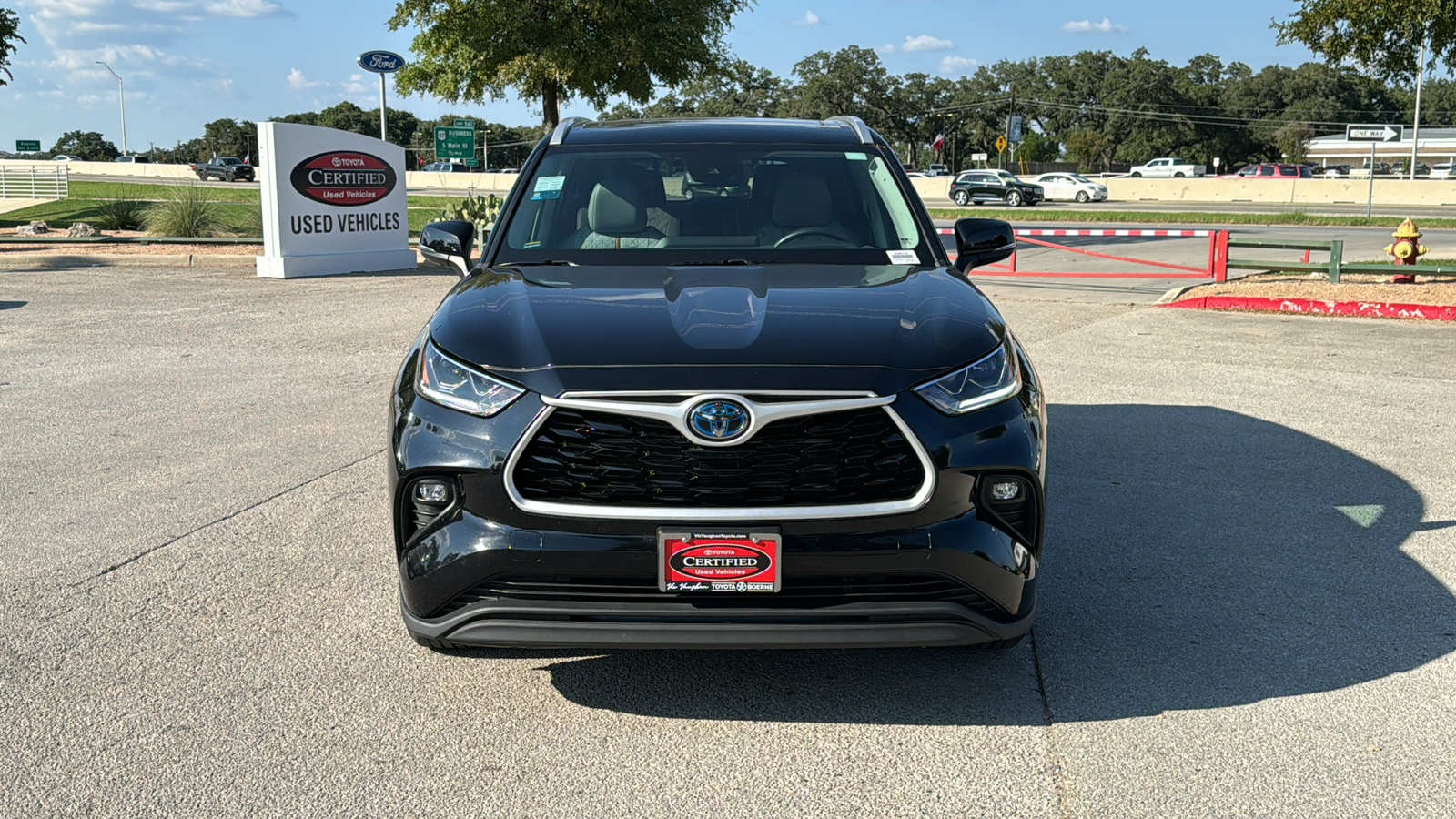 2023 Toyota Highlander Hybrid Bronze Edition 2