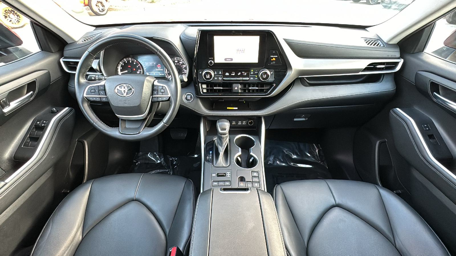 2023 Toyota Highlander XLE 20