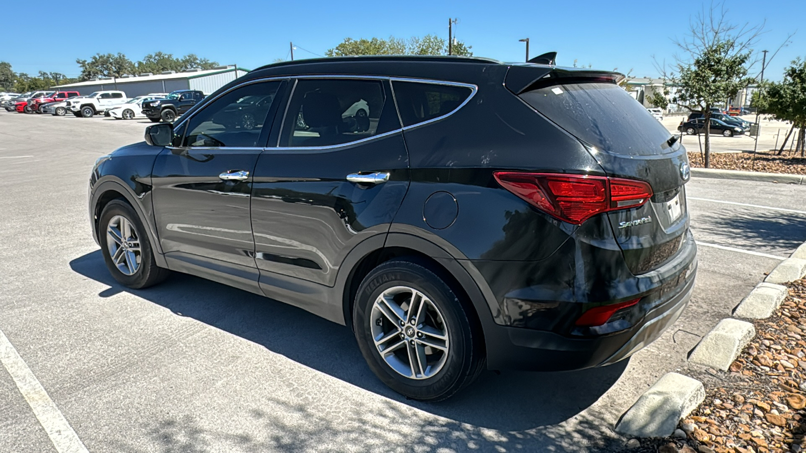 2017 Hyundai Santa Fe Sport 2.4 Base 4