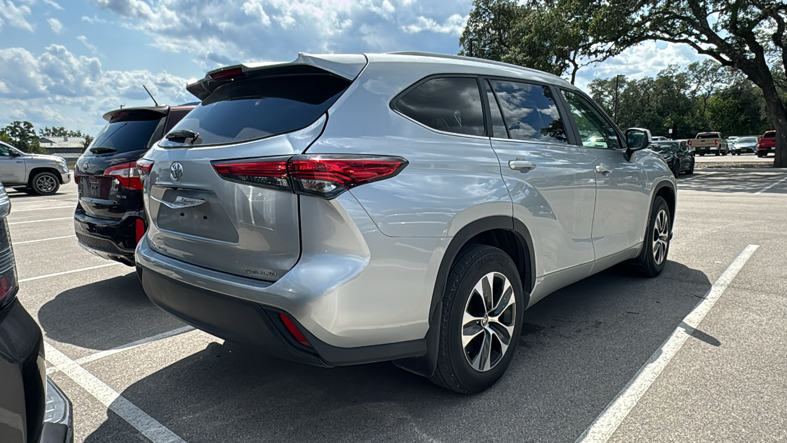 2023 Toyota Highlander XLE 5