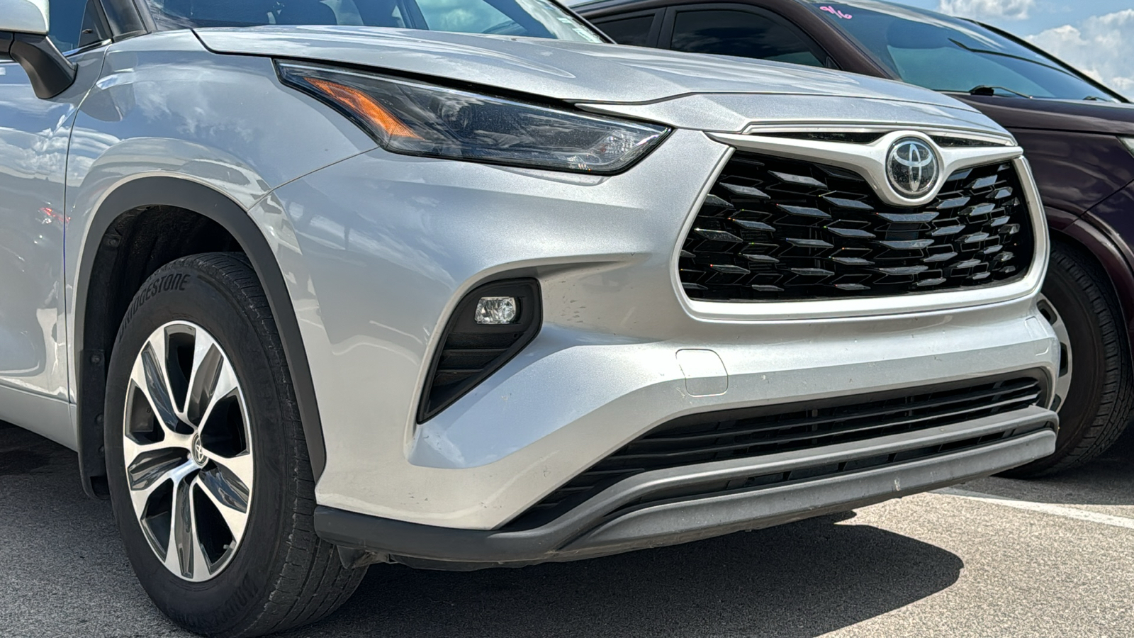 2023 Toyota Highlander XLE 9