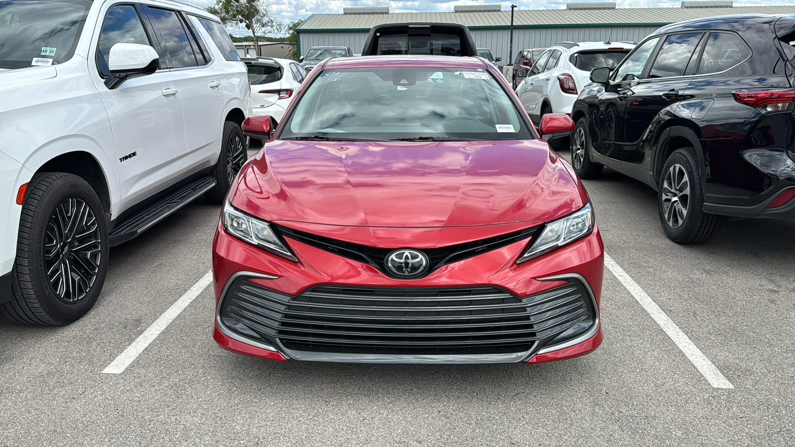 2023 Toyota Camry LE 2