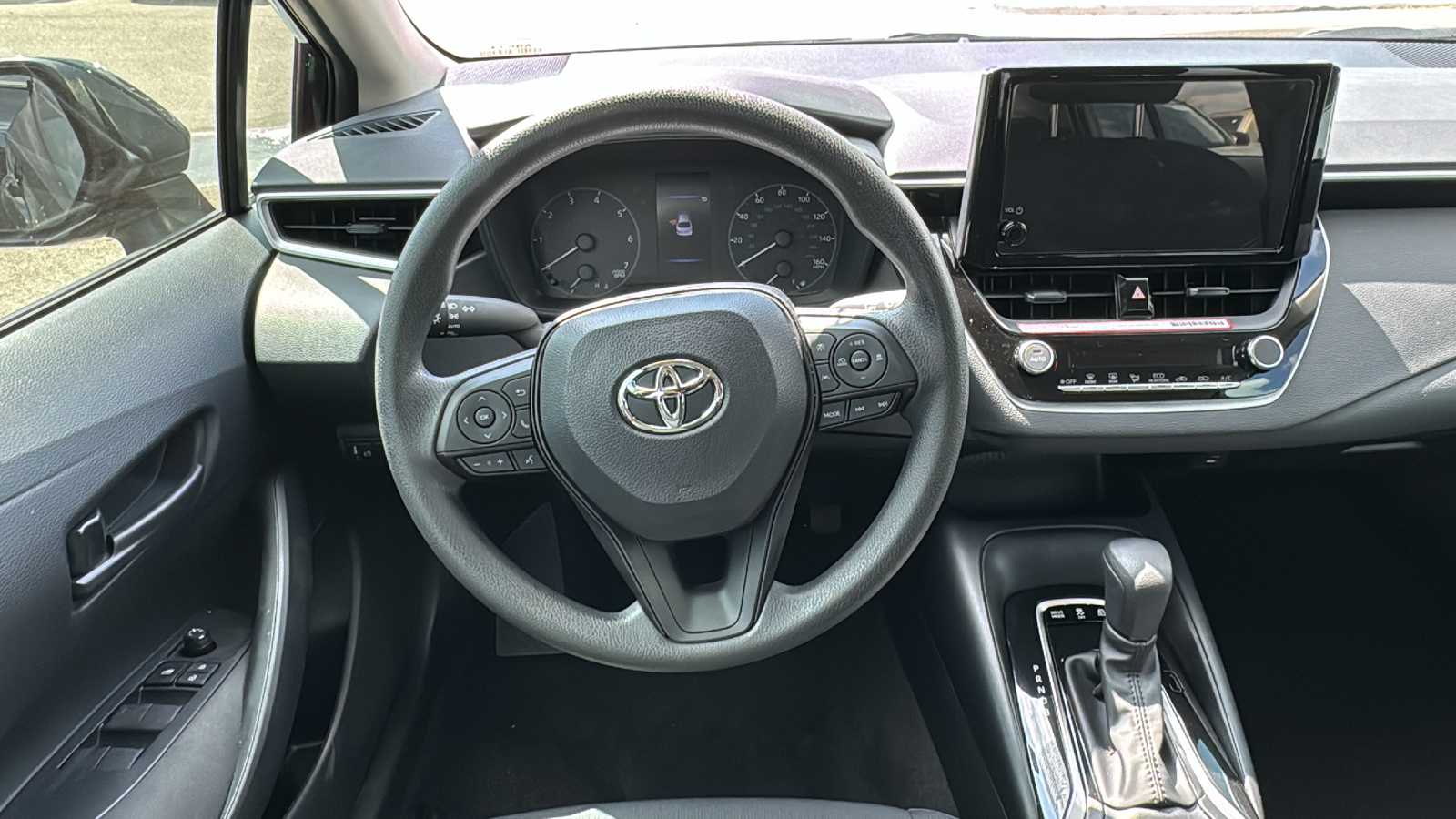 2024 Toyota Corolla Hybrid LE 11