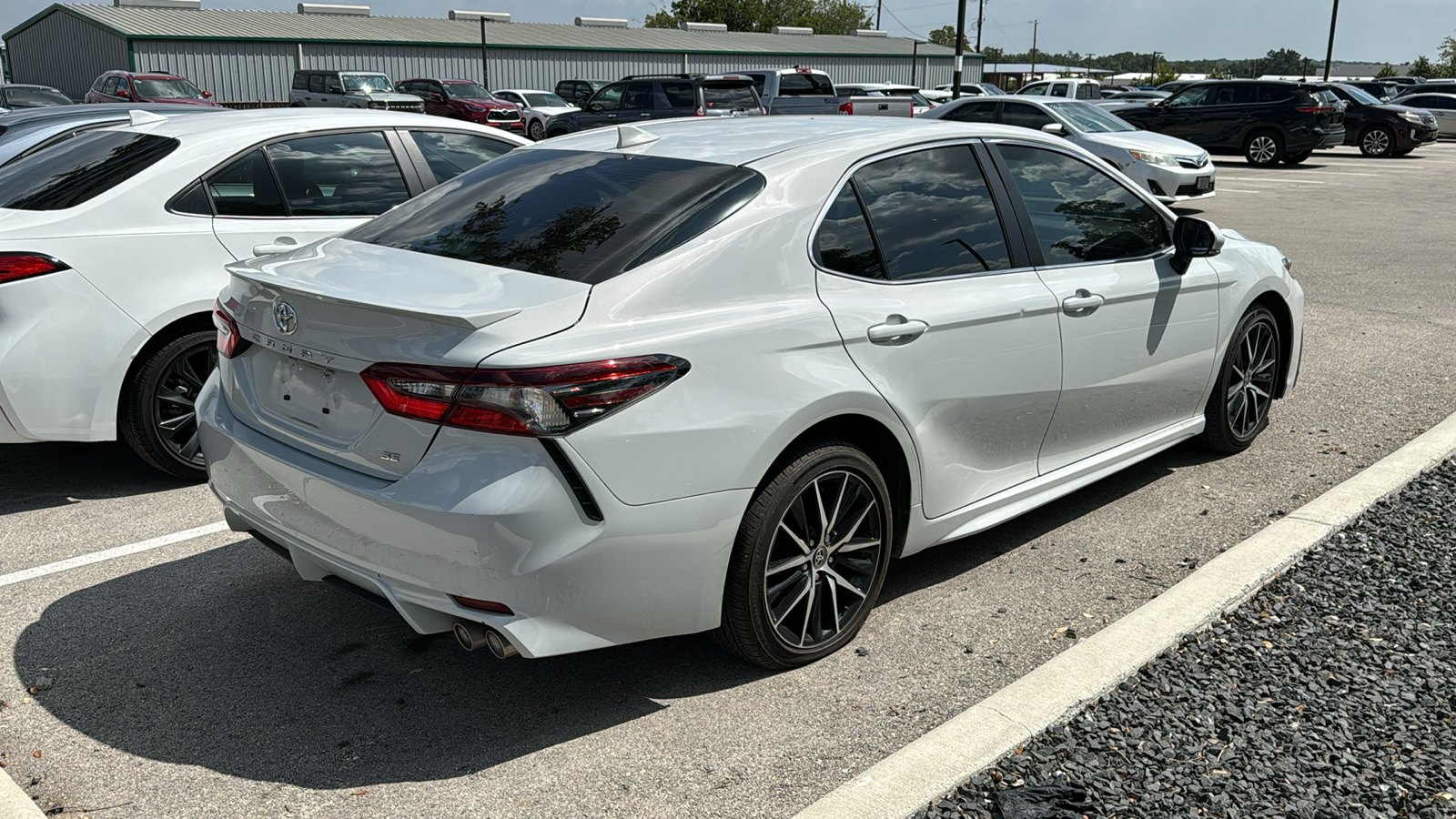 2023 Toyota Camry SE 6