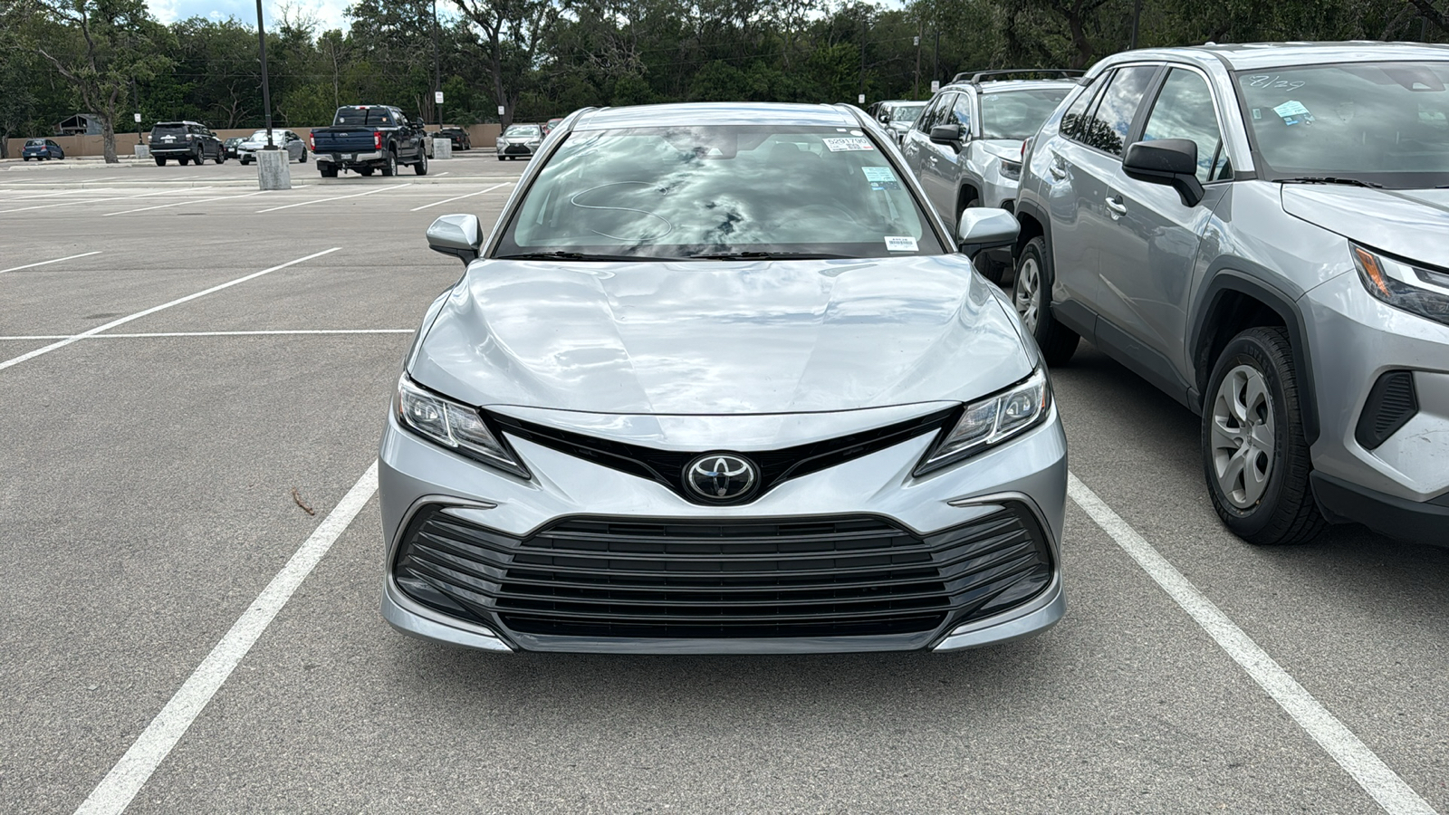 2023 Toyota Camry LE 2