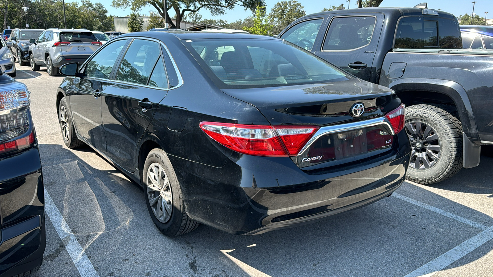 2017 Toyota Camry LE 4