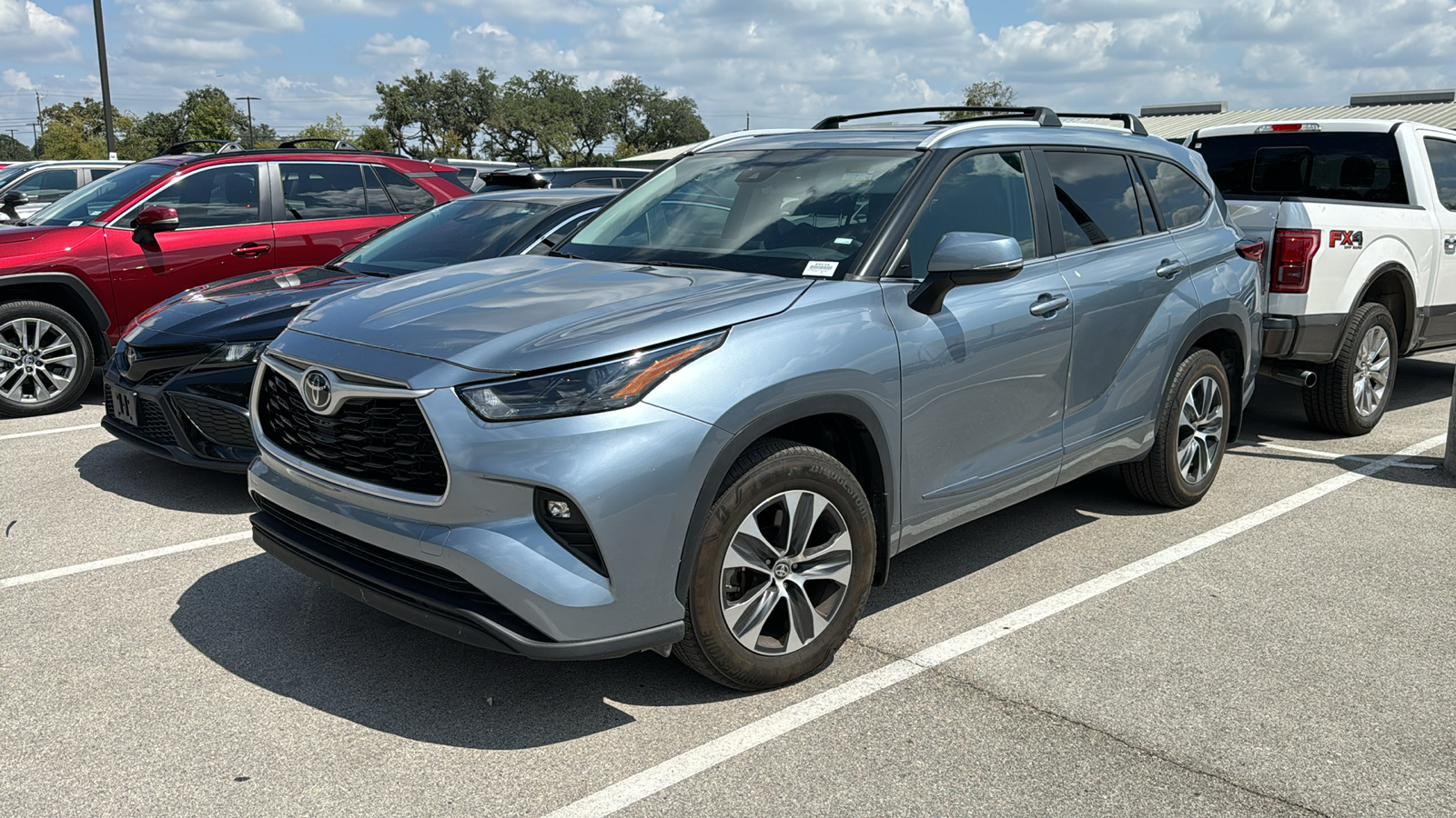 2023 Toyota Highlander XLE 4