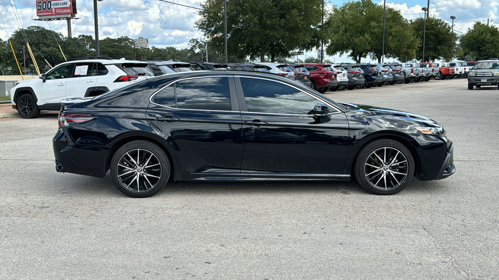 2024 Toyota Camry SE 8