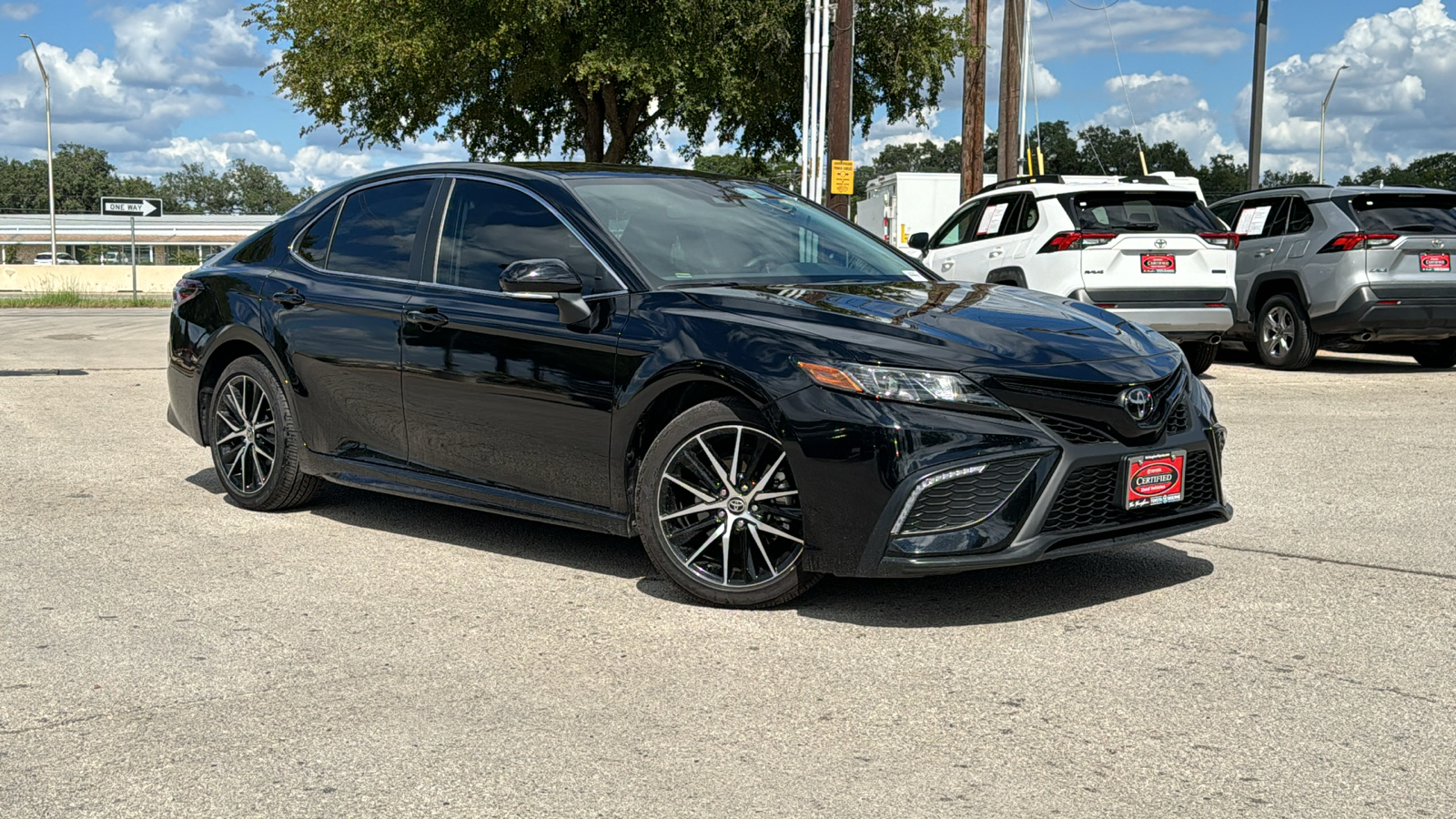 2024 Toyota Camry SE 39