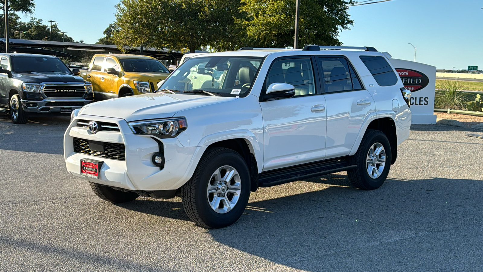 2023 Toyota 4Runner SR5 Premium 3