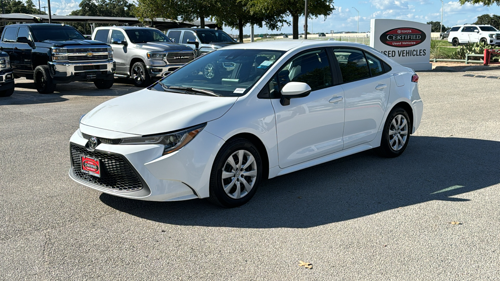 2022 Toyota Corolla LE 3