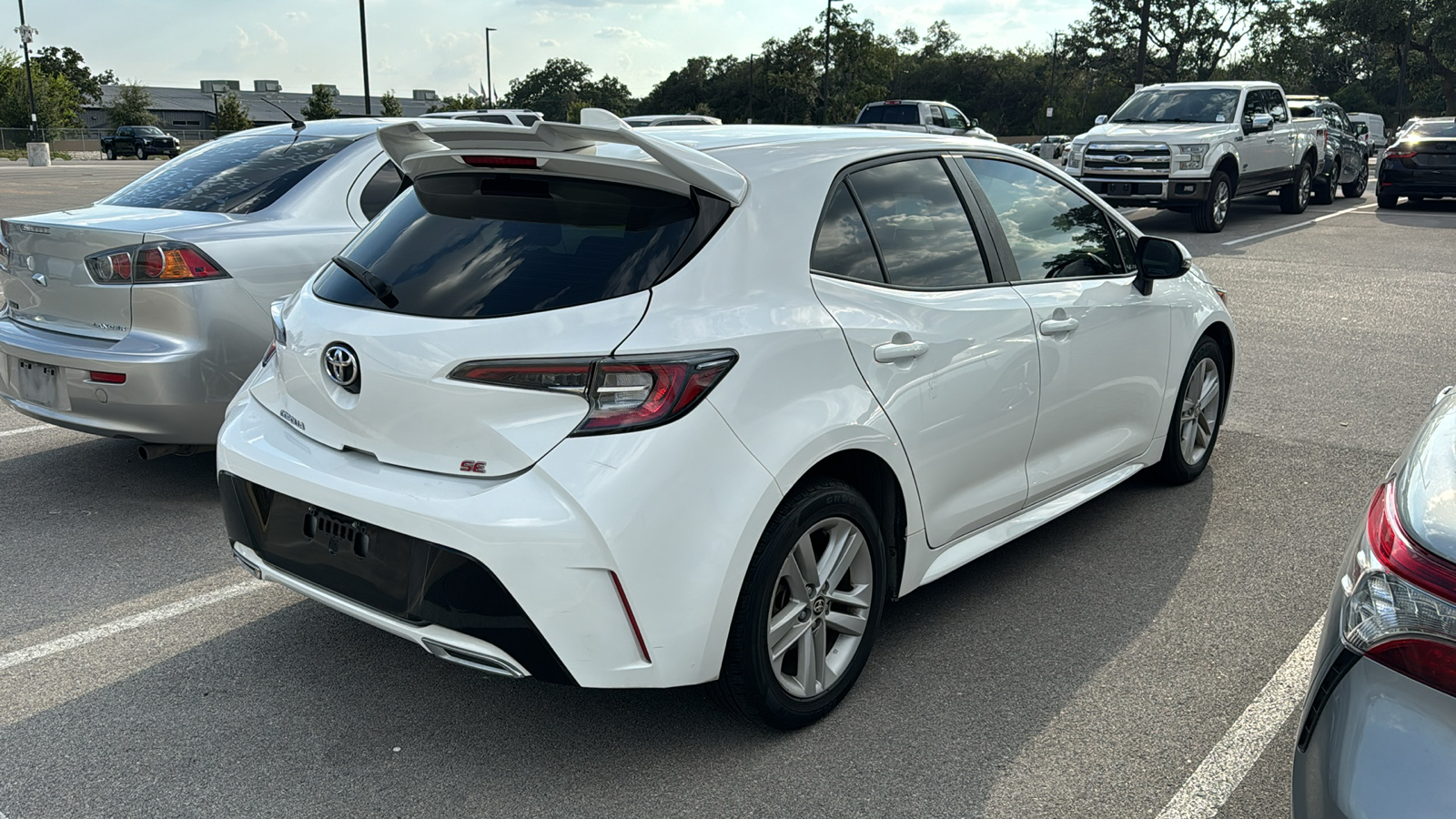 2022 Toyota Corolla Hatchback SE 6