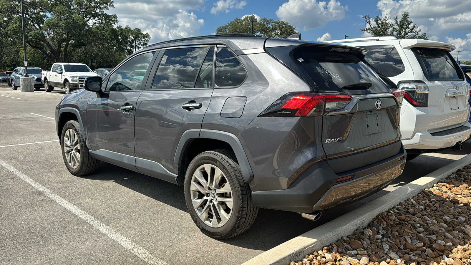 2021 Toyota RAV4 Limited 4