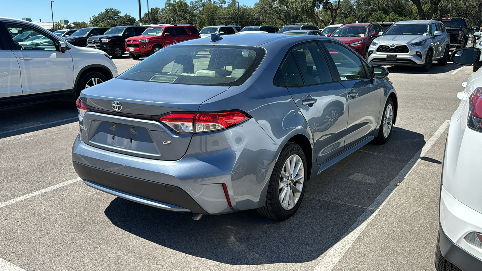 2022 Toyota Corolla LE 5