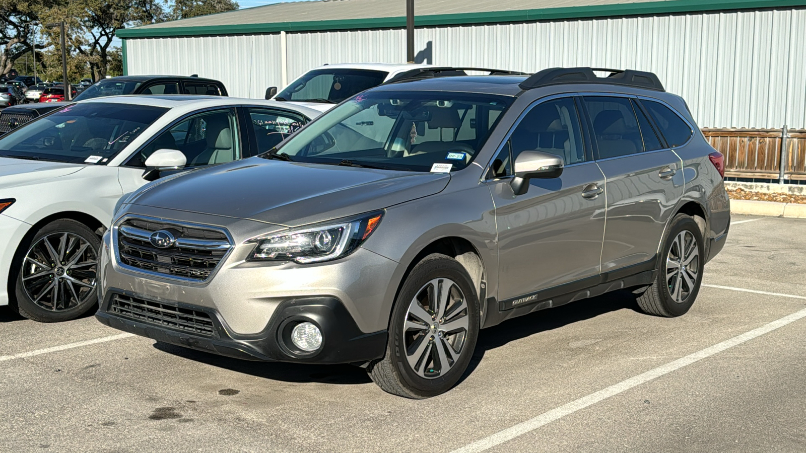 2019 Subaru Outback 2.5i 3