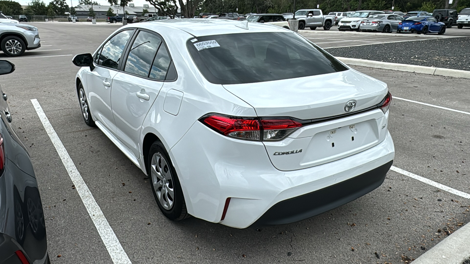 2023 Toyota Corolla LE 4