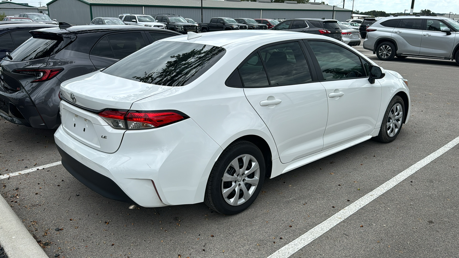 2023 Toyota Corolla LE 6