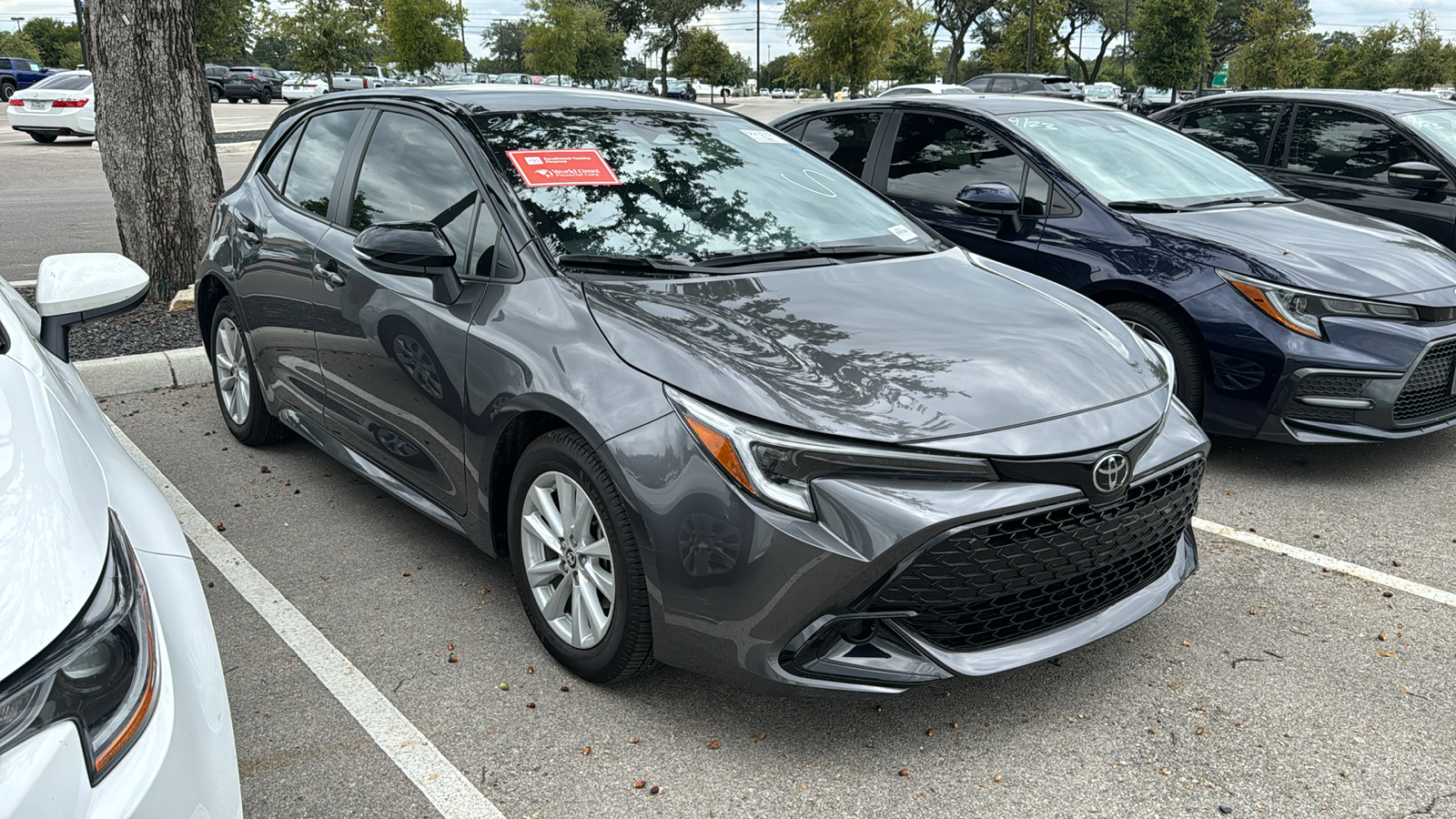 2023 Toyota Corolla Hatchback SE 11