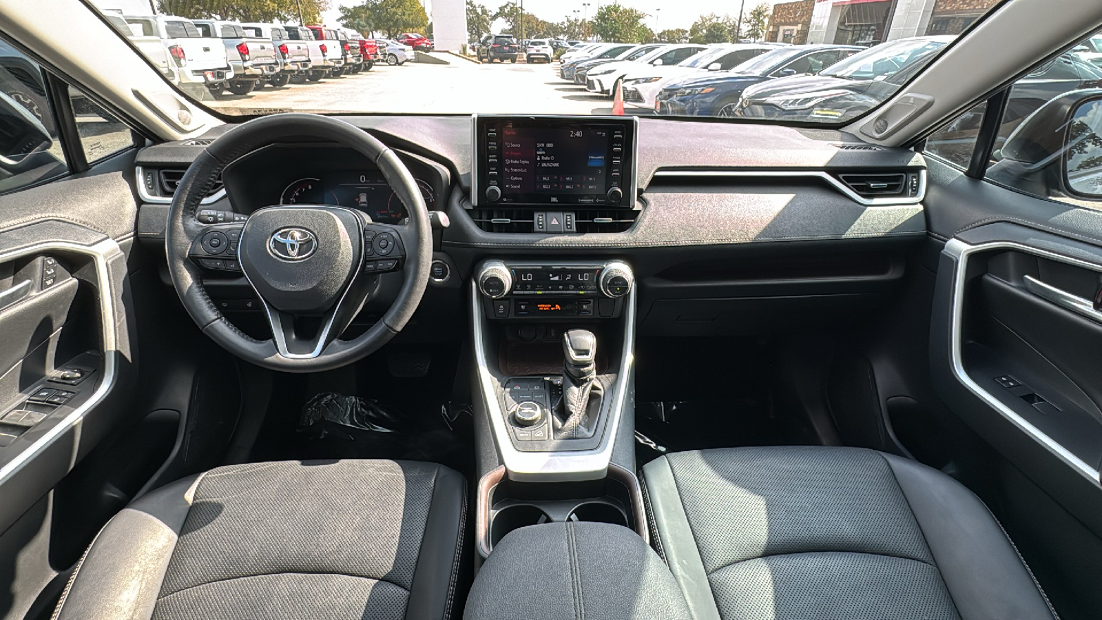 2021 Toyota RAV4 Limited 26